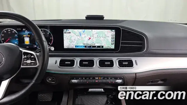 Mercedes-Benz GLE-Class 2021 — Фото 14/20