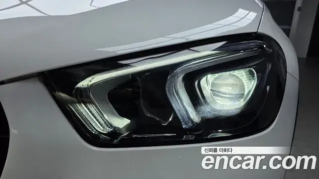 Mercedes-Benz GLE-Class 2021 — Şəkil 2/34