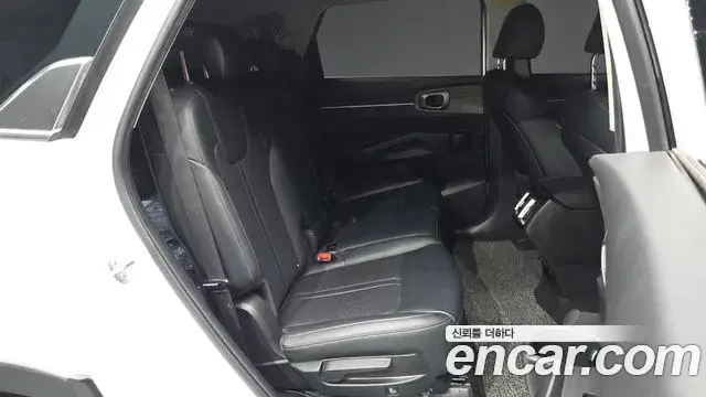 Kia Sorento 2022 — Фото 12/20