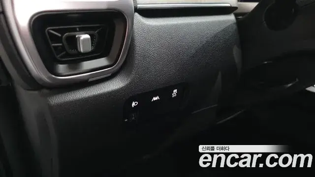Kia Sorento 2022 — ფოტო 15/36