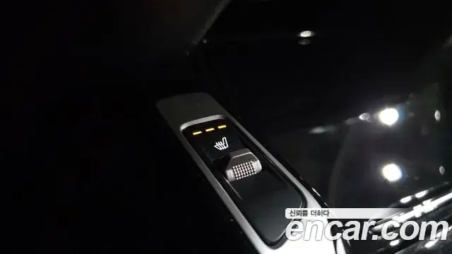 Kia Sorento 2022 — ფოტო 27/36