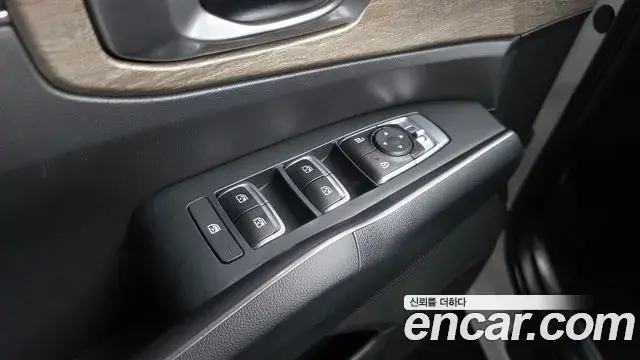 Kia Sorento 2022 — ფოტო 21/36