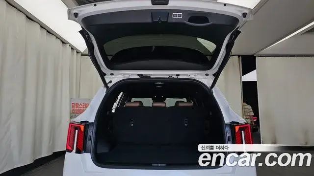 Kia Sorento 2024 — Фото 20/20
