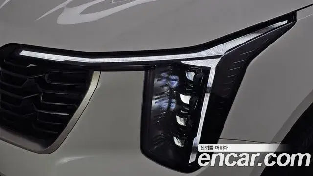 Kia Sorento 2024 — Şəkil 28/34