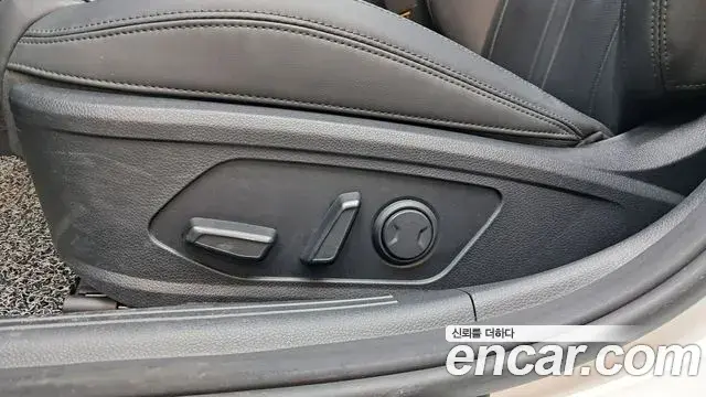 Kia K5 2022 — Photo 17/36