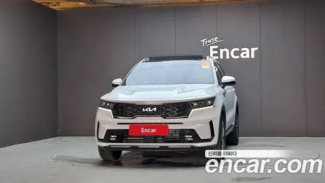 Kia Sorento 2022 — Фото 3/20