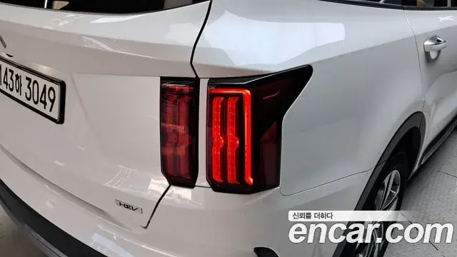 Kia Sorento 2022 — ფოტო 17/37