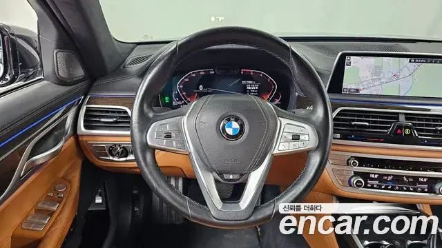 BMW 7 Series 2020 — Фото 13/20