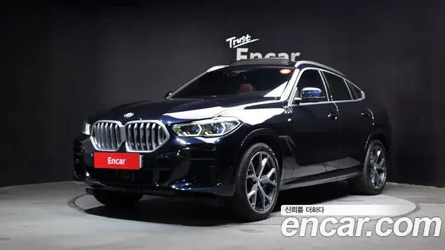 BMW X6 2022 — Photo 13/34