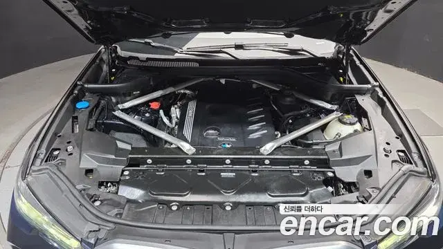 BMW X6 2022 — Photo 7/34