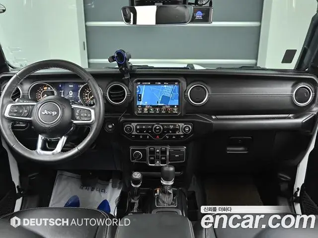 Jeep Wrangler 2022 — ფოტო 6/20