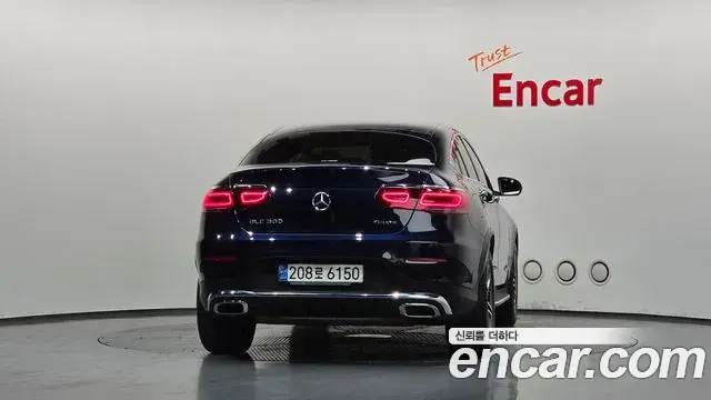 Mercedes-Benz GLC-Class 2021 — ფოტო 9/32