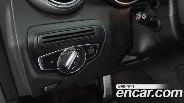 Mercedes-Benz GLC-Class 2021 — ფოტო 3/32