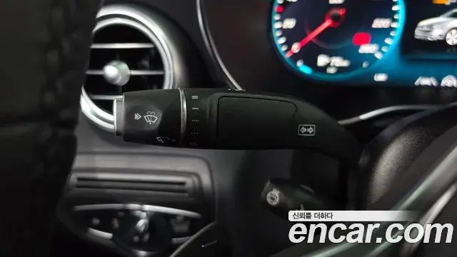 Mercedes-Benz GLC-Class 2021 — ფოტო 4/32
