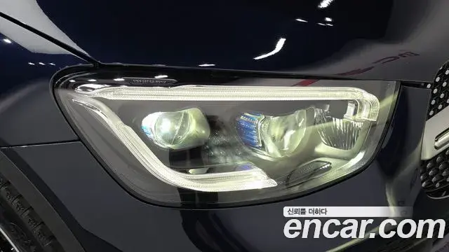 Mercedes-Benz GLC-Class 2021 — ფოტო 13/32