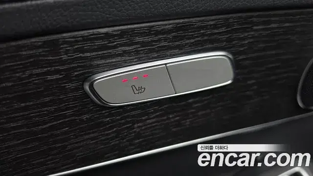 Mercedes-Benz GLC-Class 2021 — ფოტო 15/32