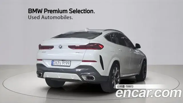 BMW X6 2023 — Photo 11/20