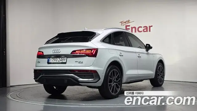 Audi Q5 2023 — ფოტო 20/34