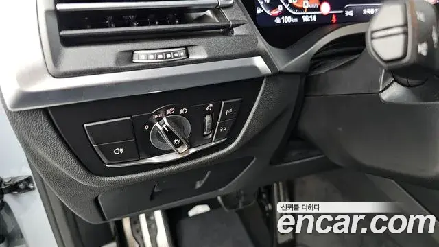 BMW X4 2024 — ფოტო 21/33