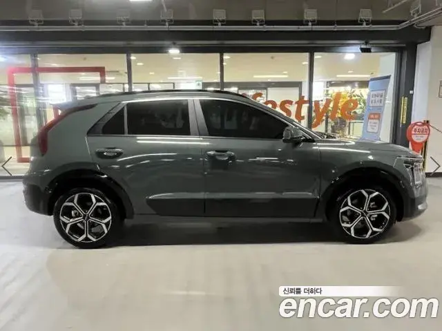 Kia Niro 2025 — Фото 2/19