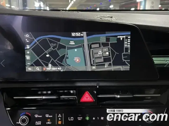 Kia Niro 2025 — Фото 8/19