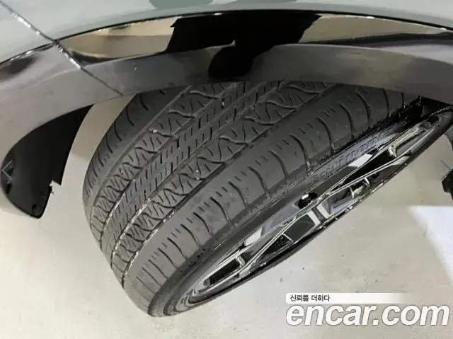 Kia Niro 2025 — Фото 18/19