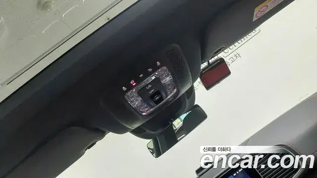 Mercedes-Benz GLE-Class 2025 — Фото 17/17