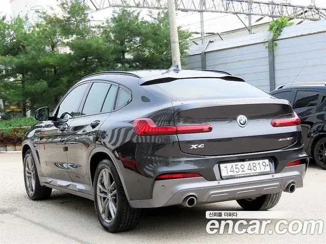 BMW X4 2020 — Фото 2/20