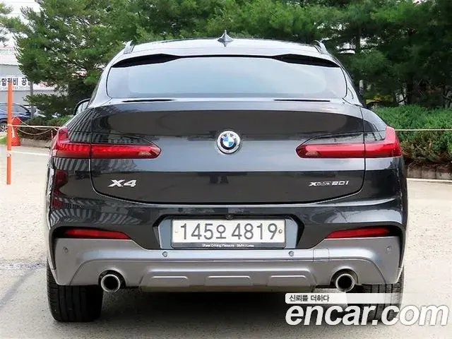 BMW X4 2020 — Фото 3/20