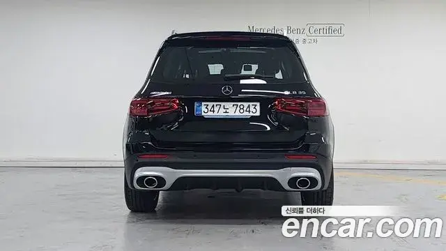 Mercedes-Benz GLB-Class 2025 — Photo 3/18