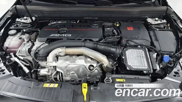 Mercedes-Benz GLB-Class 2025 — Photo 5/18