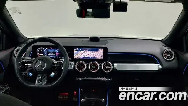 Mercedes-Benz GLB-Class 2025 — Photo 10/18