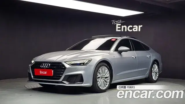 Audi A7 2021 — Фото 1/20