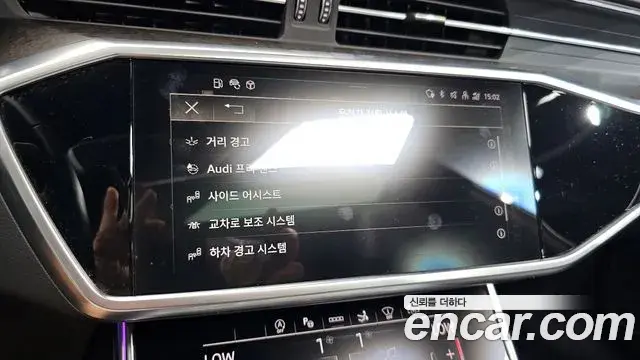 Audi A7 2021 — Фото 16/20