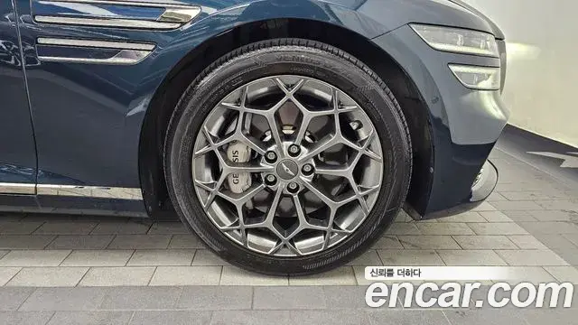 Genesis G80 2022 — Photo 26/33