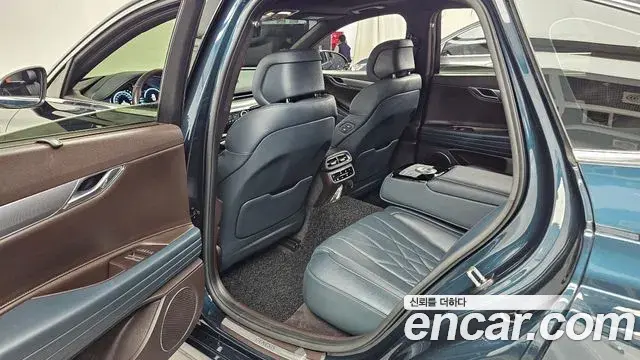 Genesis G80 2022 — Photo 29/33