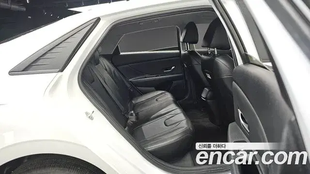 Hyundai Avante 2021 — Фото 11/20