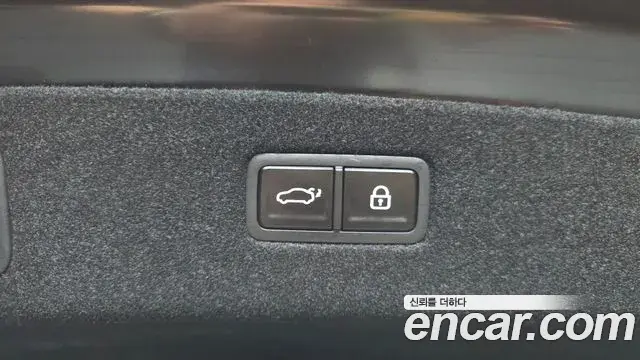 Genesis G90 2025 — Photo 23/40