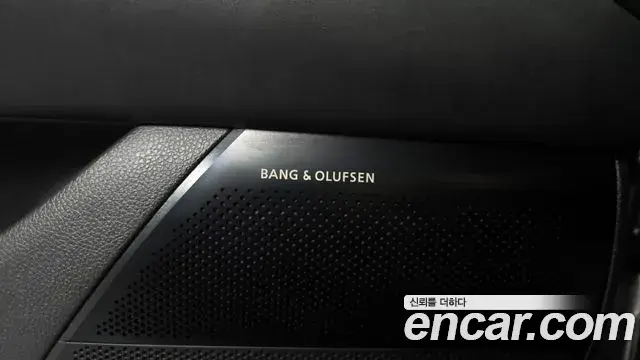 Genesis G90 2025 — Photo 5/40