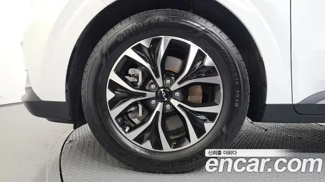 Kia Carnival 2022 — Photo 5/20