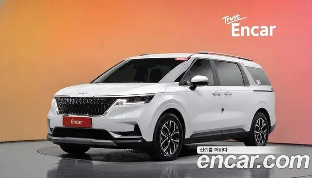 Kia Carnival 2022 — Photo 1/20