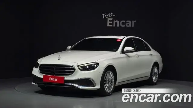 Mercedes-Benz E-Class 2021 — ფოტო 1/20