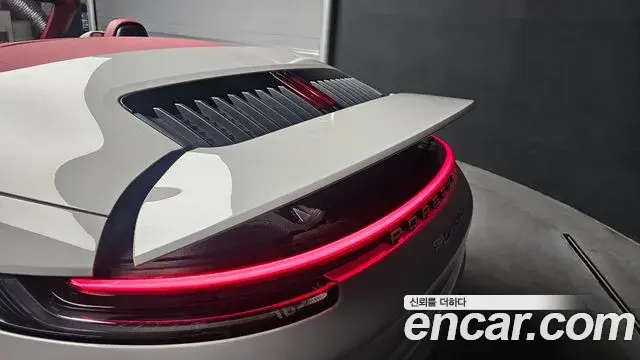 Porsche 911 2021 — ფოტო 7/30