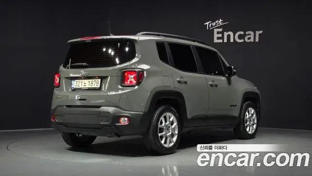 Jeep Renegade 2022 — Фото 2/20