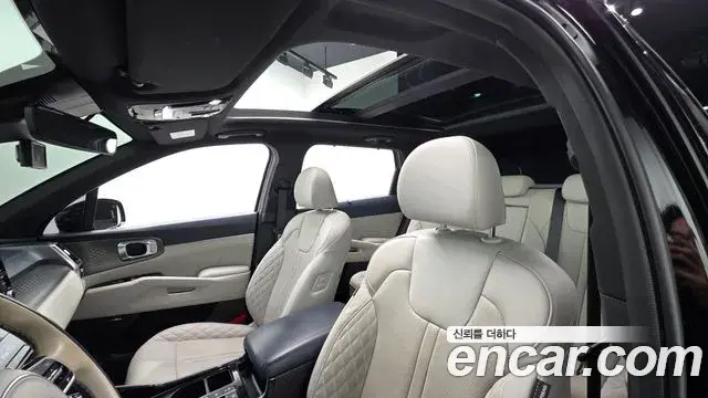 Kia Sorento 2022 — Фото 18/20