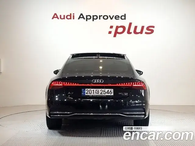 Audi A7 2022 — ფოტო 16/20