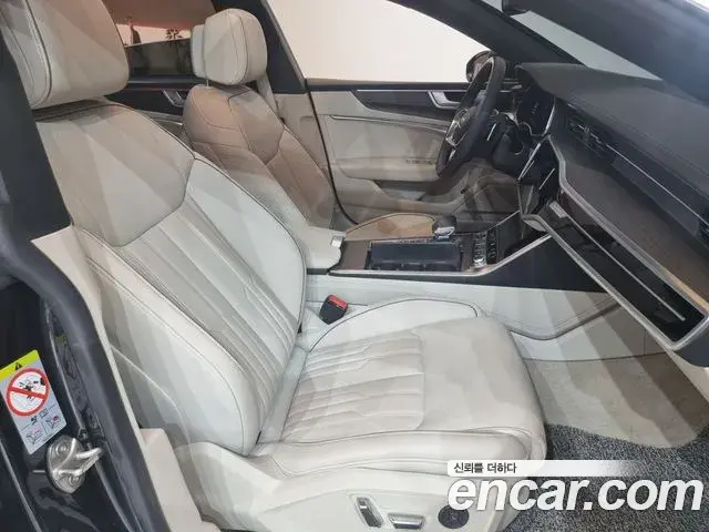 Audi A7 2022 — ფოტო 1/20