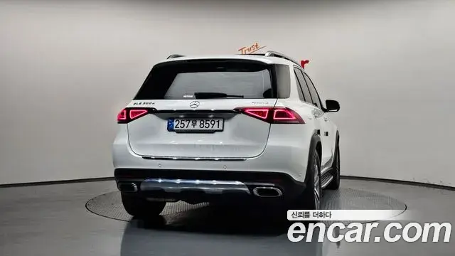 Mercedes-Benz GLE-Class 2022 — Фото 4/20