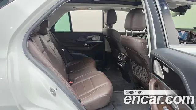 Mercedes-Benz GLE-Class 2022 — Фото 10/20