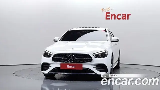 Mercedes-Benz E-Class 2022 — Şəkil 17/20